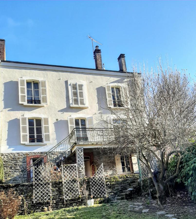 Chez Many, Par Fred Et Henri Bed & Breakfast Montherme Luaran gambar